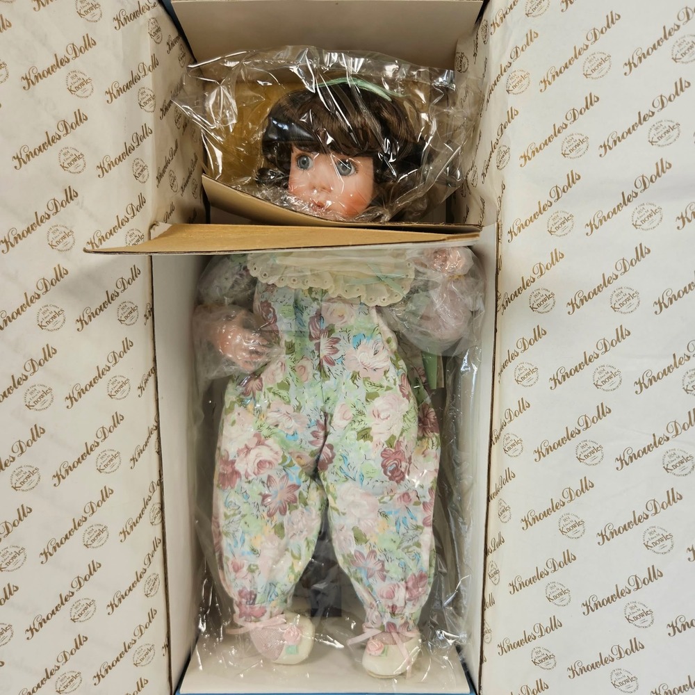 Ashton Drake Me and My Blankie Porcelain Doll Jan Goodyear Knowles 1991 COA NIB